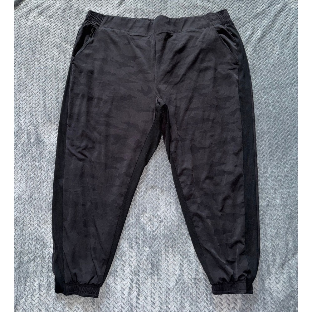 Athleta Brooklyn Lined Camo‎ Jogger Pants Black Activewear Women's Size 26